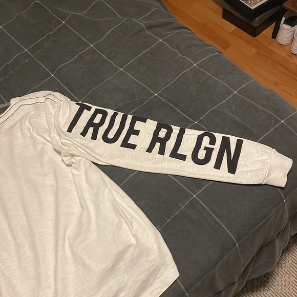 True Religion Long Sleeve Shirt - Picture 2 of 4